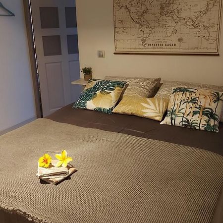 Studio Vaimiti Pour 2 Personnes Vue Mer Et Moorea Faaa Exterior foto