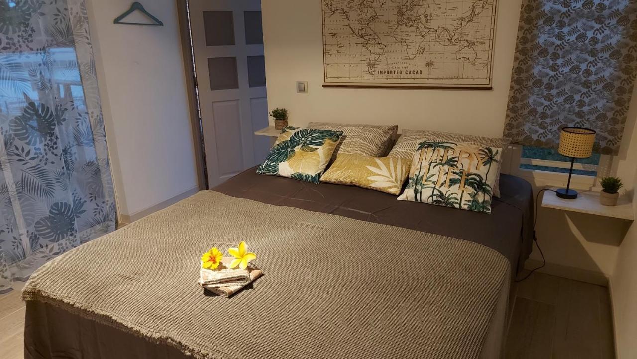 Studio Vaimiti Pour 2 Personnes Vue Mer Et Moorea Faaa Exterior foto